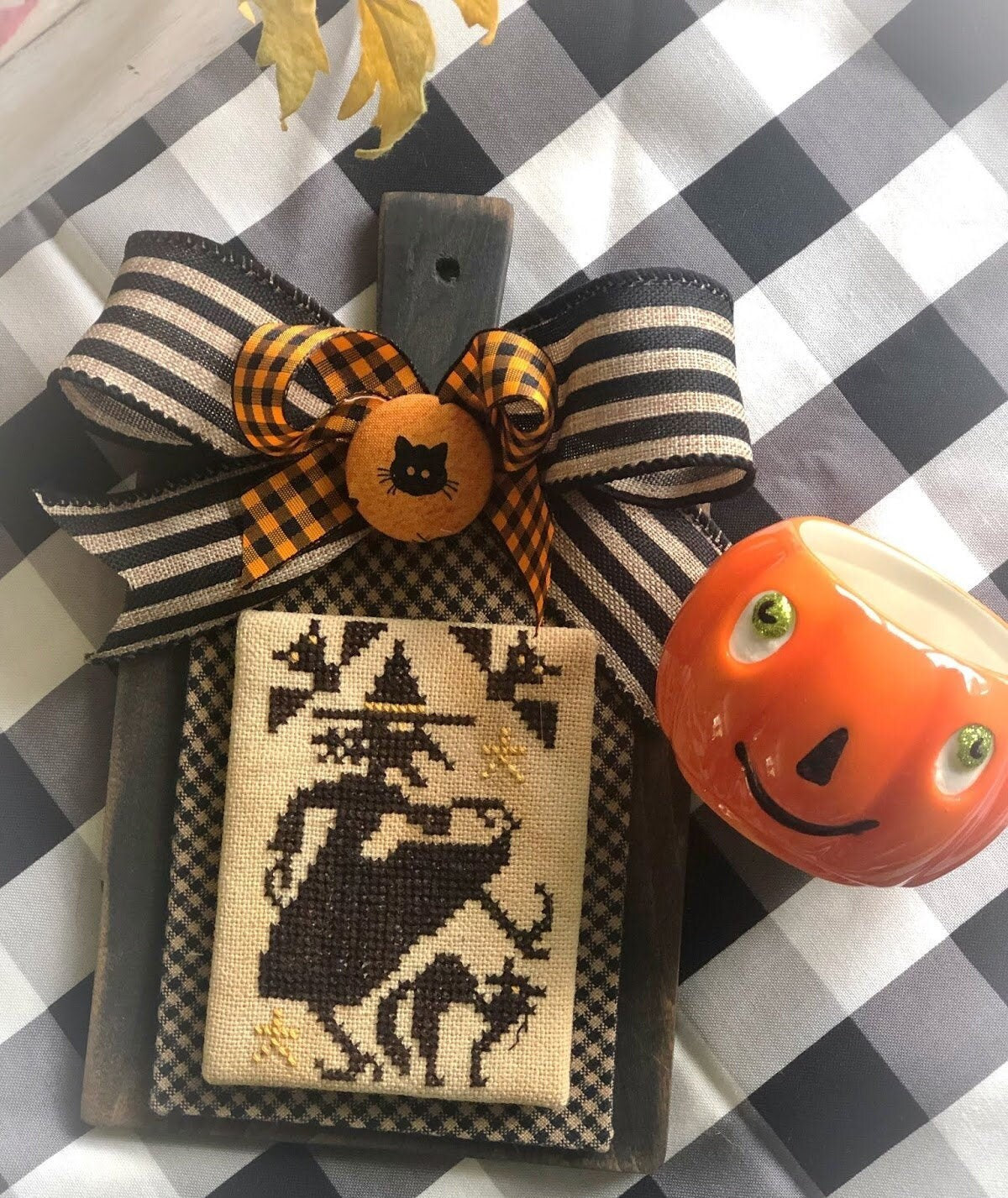 The Prairie Schooler "WITCHING HOUR", Counted Cross Stitch, Sampler, Witch, Halloween, Autumn, Chart, Hoffman Reprint, Pattern Book No. 200