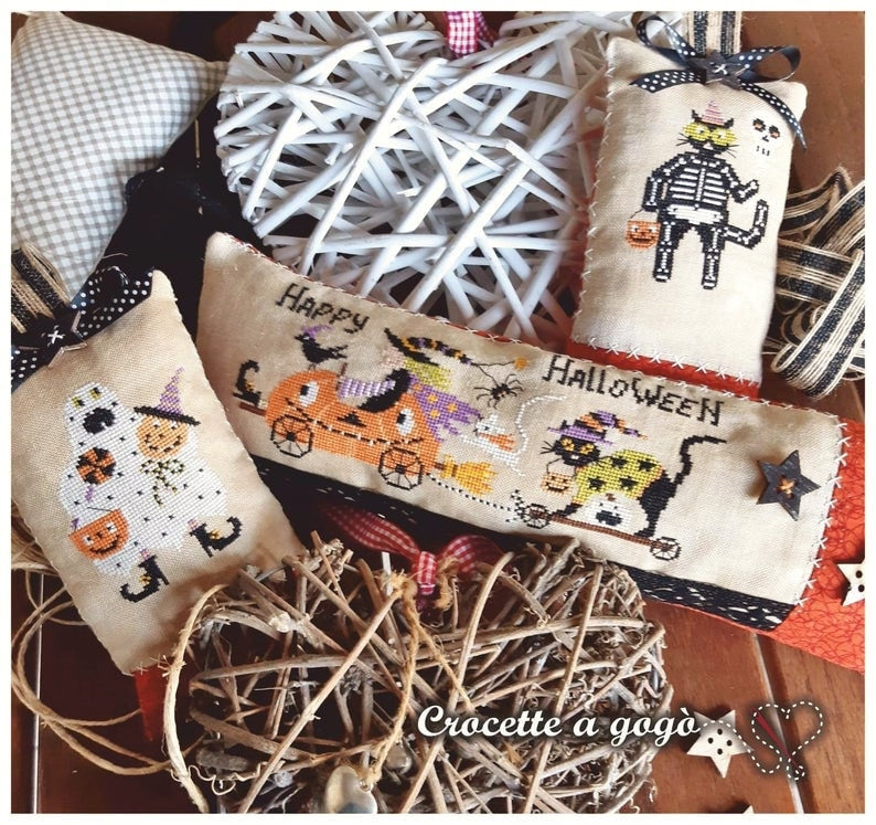 Crocette A Gogo  "Halloween Car"  Counted Cross Stitch Pattern  Autumn, Pumpkin, Trick or Treat, Paper Pattern