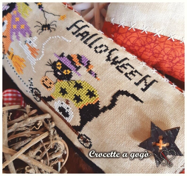 Crocette A Gogo  "Halloween Car"  Counted Cross Stitch Pattern  Autumn, Pumpkin, Trick or Treat, Paper Pattern