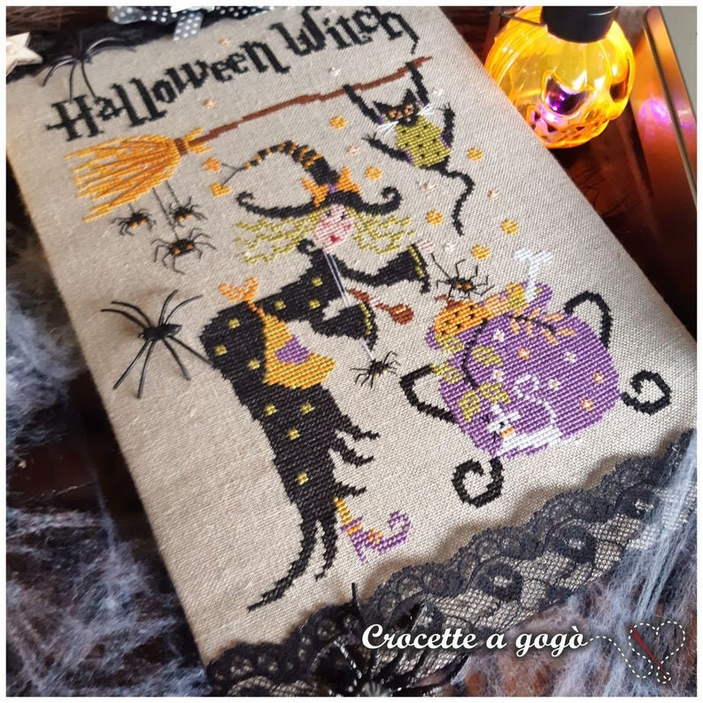CROCETTE A GOGO "Halloween Witch"  Counted Cross Stitch Pattern  Halloween, Autumn, Fall, Black Cat, Paper Pattern