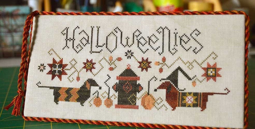 PLUM STREET SAMPLERS "Halloweenies" Counted Cross Stitch Pattern, Pattern Only
