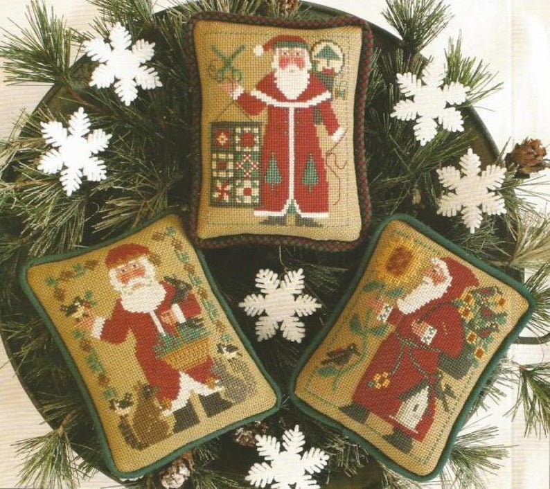 SANTAS REVISITED  The 1990, 1994 & 2005 Schooler Santas by Prairie Schooler Counted Cross Stitch Pattern, Hoffman Reprint, Book No. 195