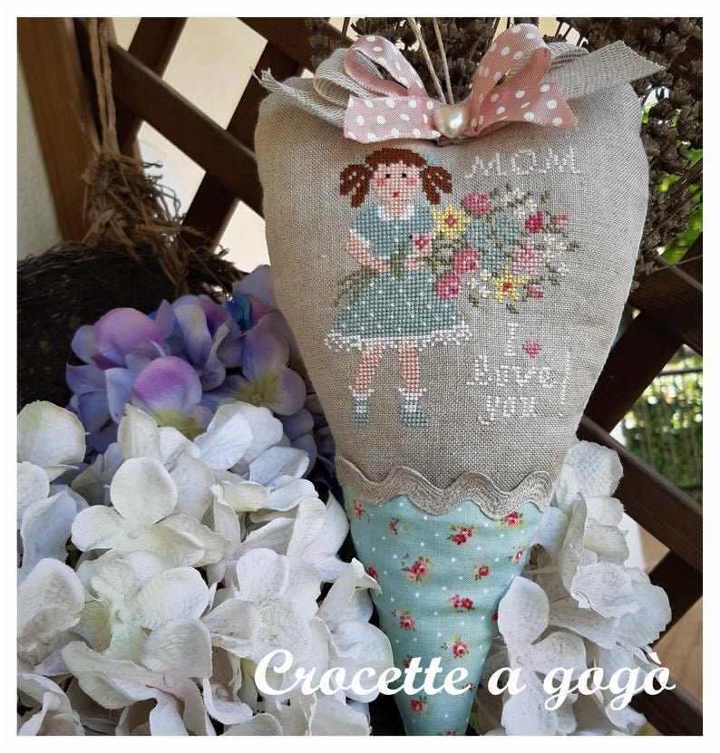 CROCETTE A GOGO "Mom I Love You" Counted Cross Stitch Pattern, Spring, Mother's Day, Love Flowers, Paper Pattern