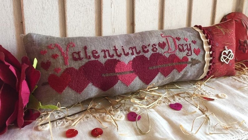 ROVARIS "Valentine's Day" Counted Cross Stitch Pattern (Includes Charm Too!), Hearts, Arrow, Paper Pattern