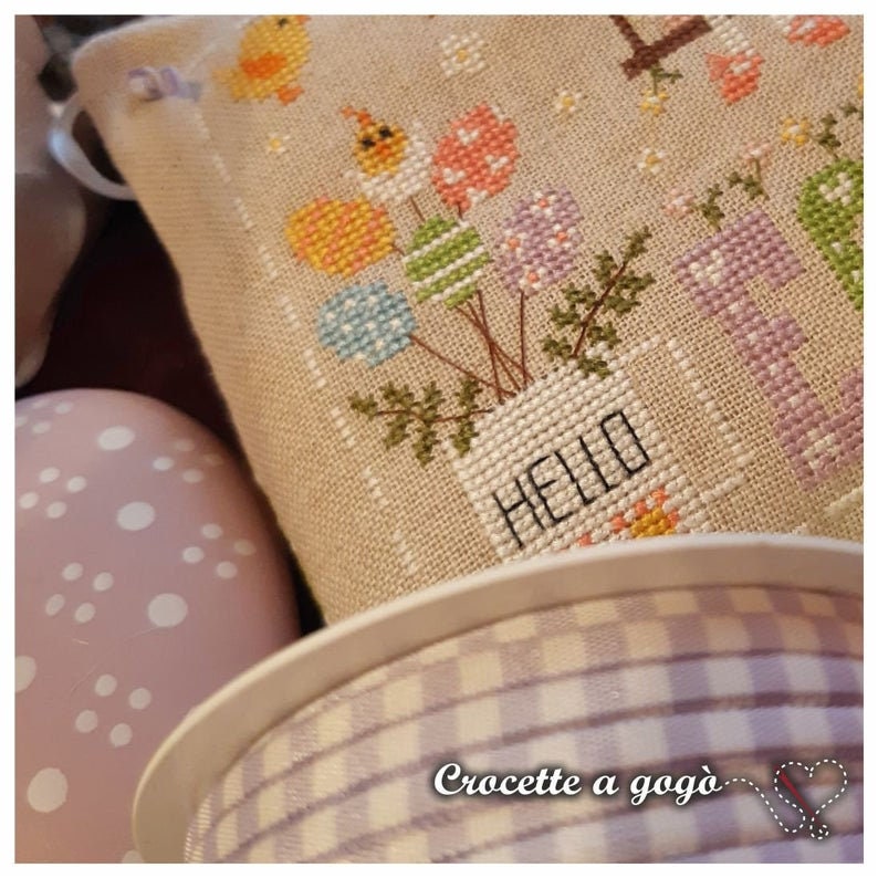 CROCETTE A GOGO "Hello Easter"  Counted Cross Stitch Pattern  Easter, Easter Eggs, Rabbit, Bunnies, Italy, Paper Pattern