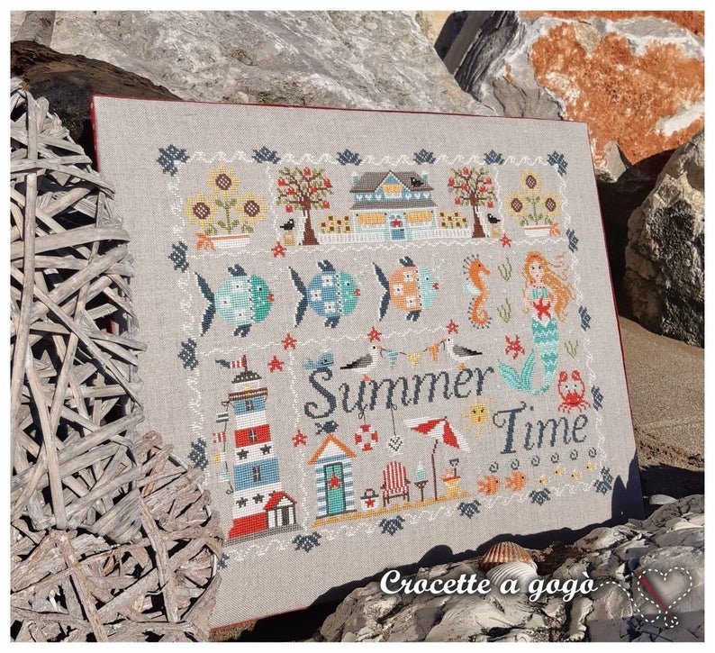 CROCETTE A GOGO "Summer Time" Counted Cross Stitch Pattern, Summer Mermaid, Crab, Seahorse, Sea Gulls, Fish, Kingsland Needle Art