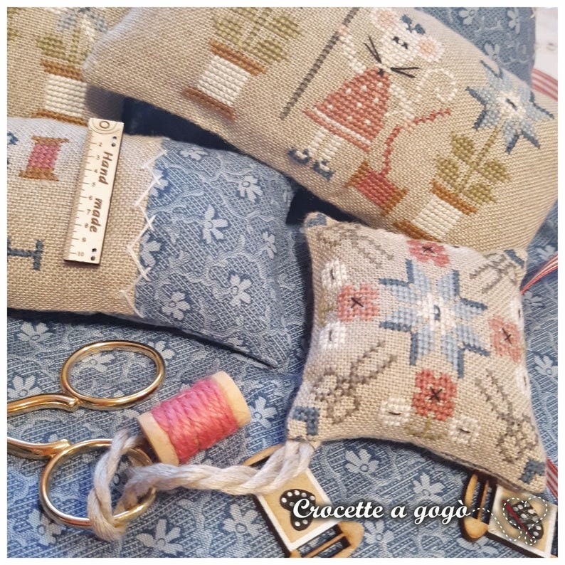 CROCETTE A GOGO "Keep Calm & Cross Stitch" Counted Cross Stitch Pattern, Mice, Scissors, Mouse House, Paper Pattern