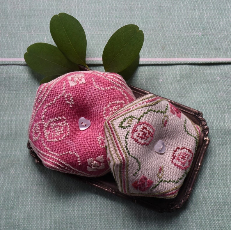 MOJO STITCHES "Wild Rose Biscornu", Counted Cross Stitch Pattern, Fancy Pincushion, Charts, Pattern Only