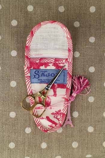 SAJOU Scissor Case Pink Toile Jouy Pink Fabric - Medium - Made in France