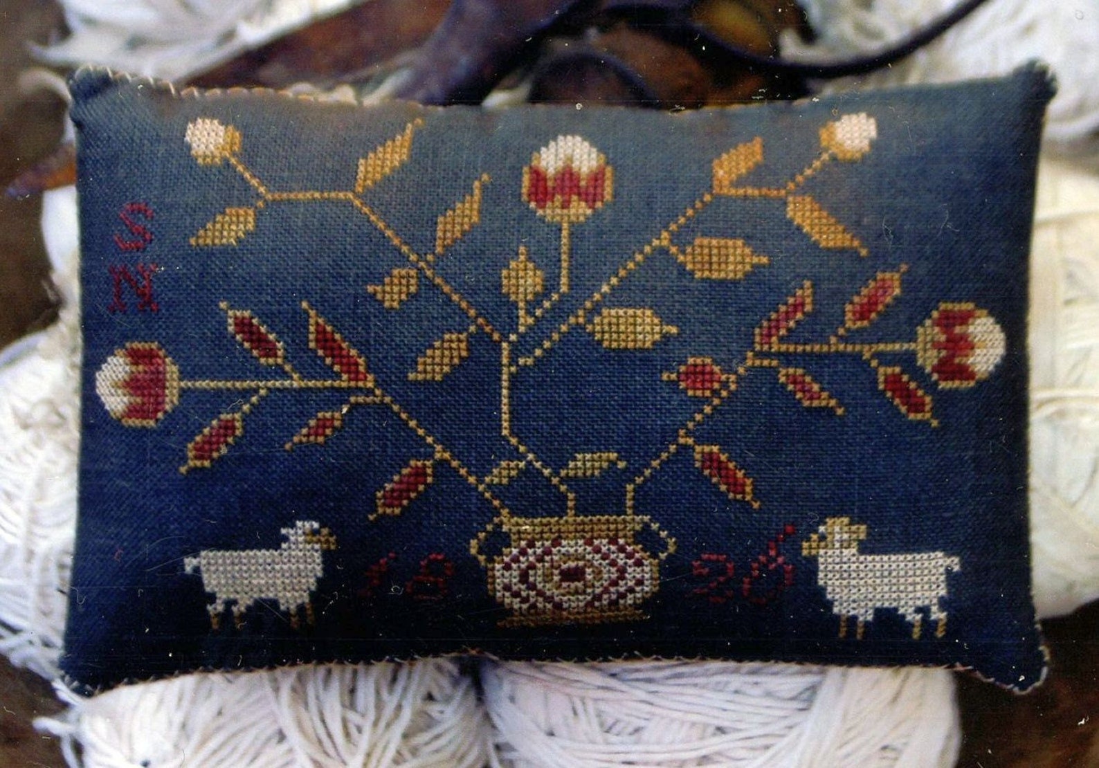 STACY NASH PRIMITIVES "Wooly's Pinkeep" counted cross stitch pattern, chart, Pattern Only