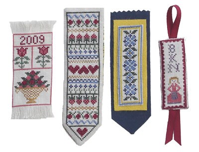 BLUE RIBBON DESIGNS "Read Between The Lines" Counted Cross Stitch Pattern, Chart, A Bookmark Sampler, Pattern Only