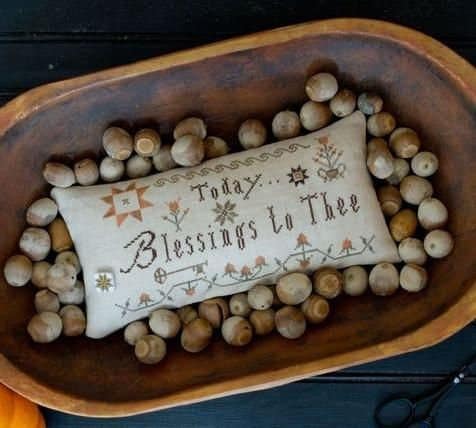 PLUM STREET SAMPLERS "A Primitive Moodkeep ~ 2 sided Pincushion "  Counted Cross Stitch Pattern  Autumn, Fall, Thanksgiving, Paper Pattern