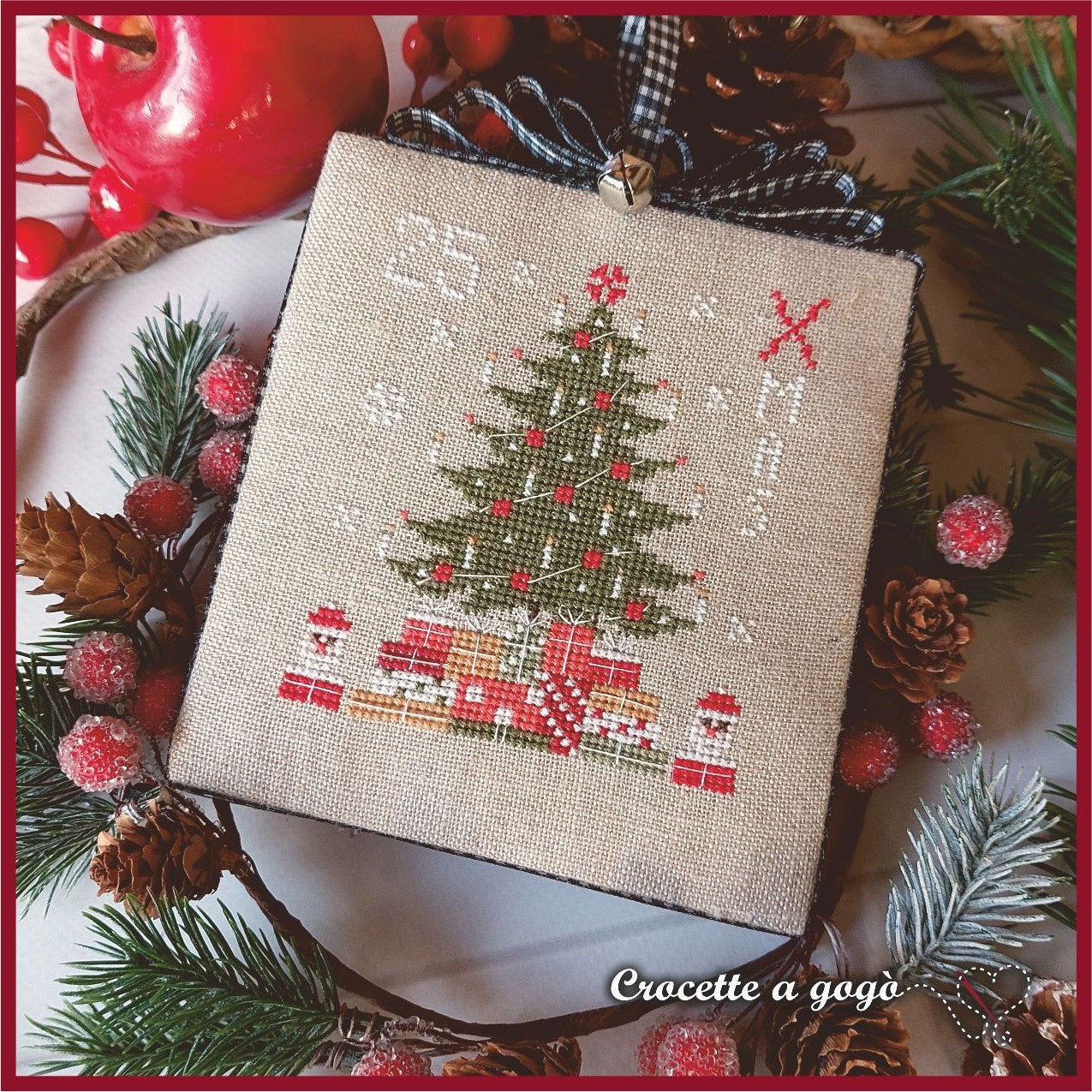 Crocette A Gogo  "Christmas Vintage Series #10 - Christmas Tree"  Counted Cross Stitch Pattern  Monthly Series, Paper Pattern