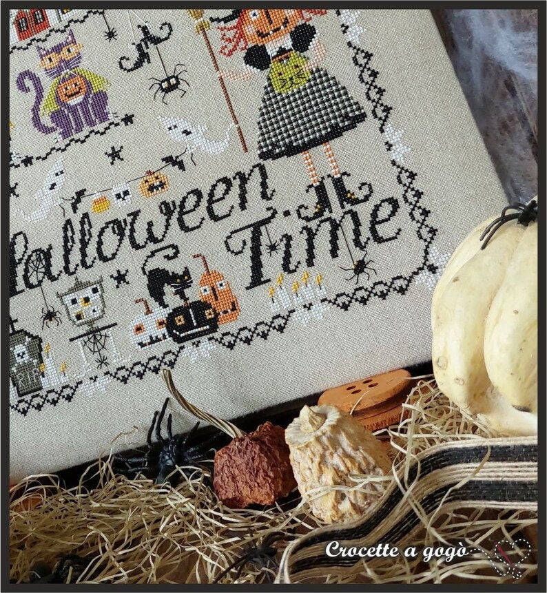 CROCETTE A GOGO "Halloween Time"  Counted Cross Stitch Pattern  Chart  Paper Pattern