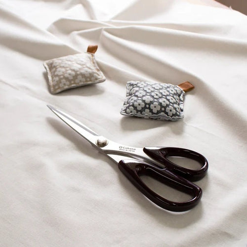 COHANA “Seki Sewing Shears w Tamenuri (Brown) Lacquered Handles ~ Golden Tassel, Stainless Steel Blades w Leather Case, Scissors, Japan