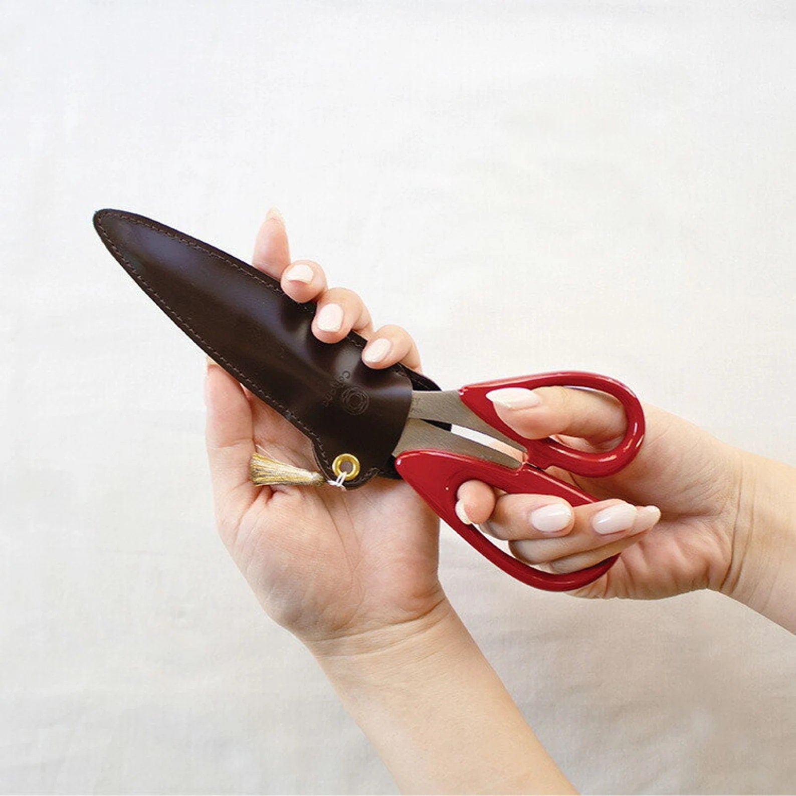 COHANA “Seki Sewing Shears w Shunuri (Red) Lacquered Handles~ Golden Tassel, Stainless Steel Blades w Leather Case, Scissors Made In Japan
