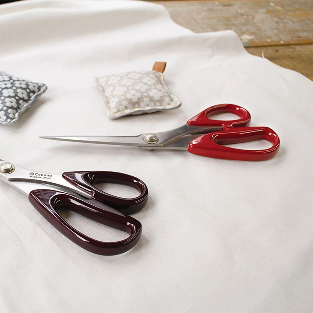 COHANA “Seki Sewing Shears w Shunuri (Red) Lacquered Handles~ Golden Tassel, Stainless Steel Blades w Leather Case, Scissors Made In Japan