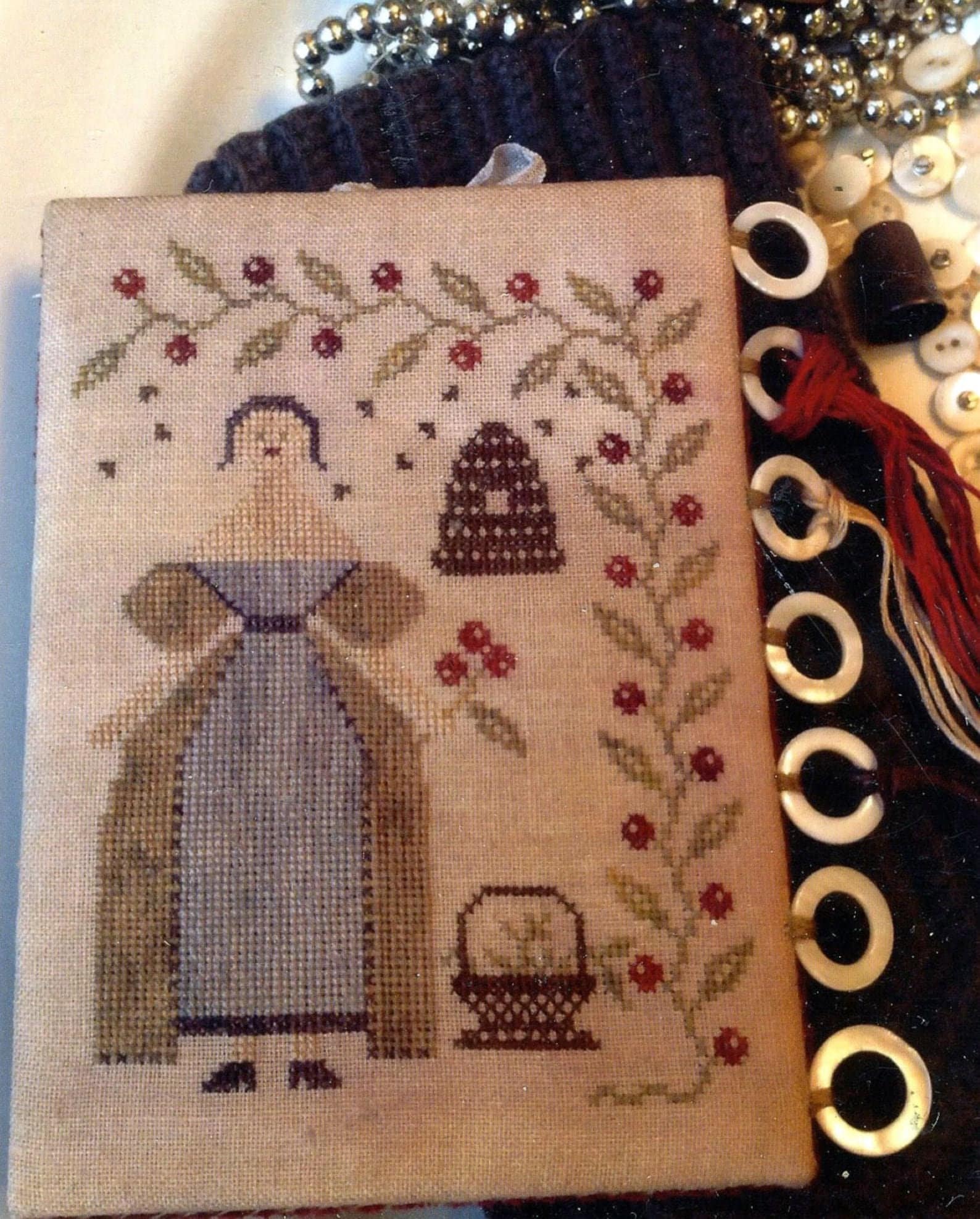 STACY NASH PRIMITIVES "Winter Beekeeper Thread Board" Counted Cross Stitch Pattern, Chart, Pattern Only