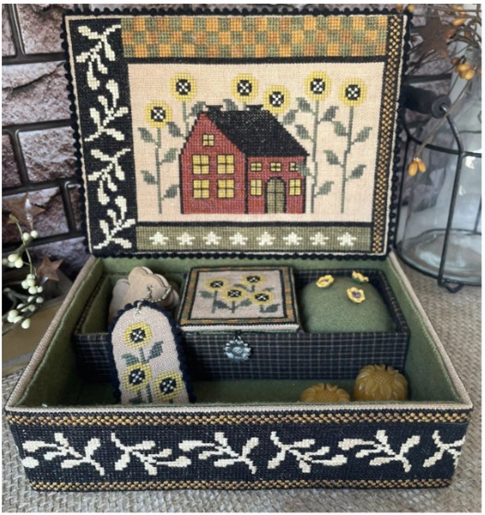 MANI DI DONNA "Red House Sewing Box"  Counted Cross Stitch Pattern  Chart, 2023 Nashville Needlework Market, Pattern Only