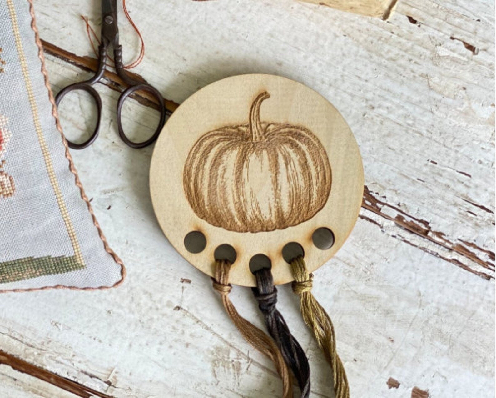 STACY NASH DESIGNS "Pumpkin Thread Board " Counted Cross Stitch Pattern, Halloween, Fall, Needlework Market 2023