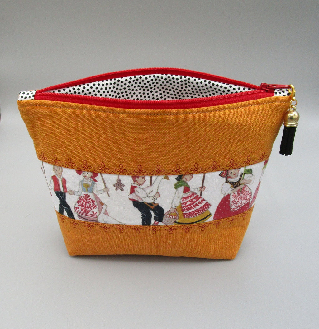 SAJOU FABRIC POUCH  Linen & Fabric Zipper Pouch  Storage Bag  Zipper Bag  Makeup Pouch  Cross Stitch