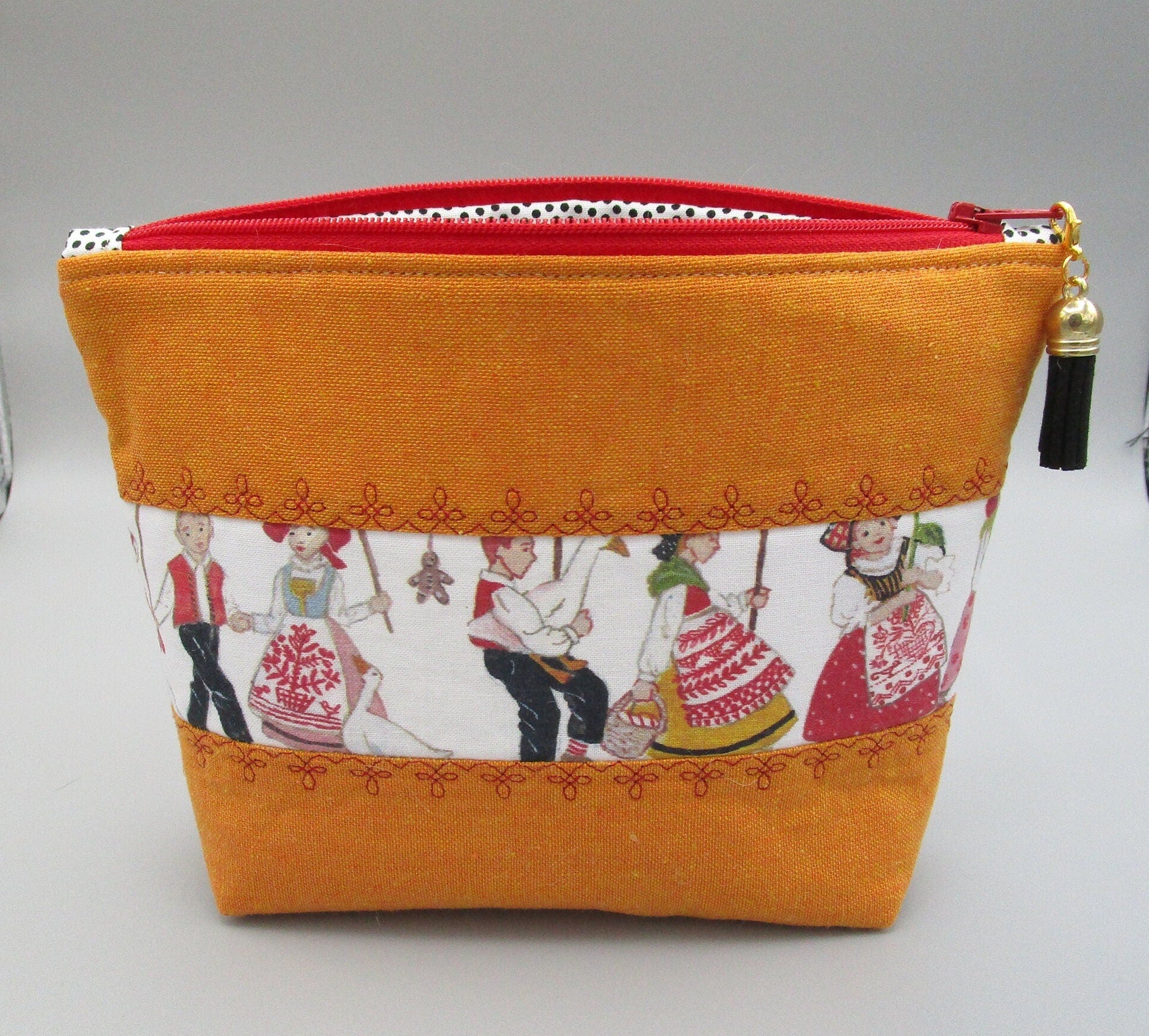 SAJOU FABRIC POUCH  Linen & Fabric Zipper Pouch  Storage Bag  Zipper Bag  Makeup Pouch  Cross Stitch