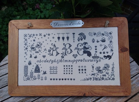 COULEUR D'ETOILE "La Lecon de Flore", Counted Cross Stitch Pattern, Sampler, Paper Pattern, Made in France