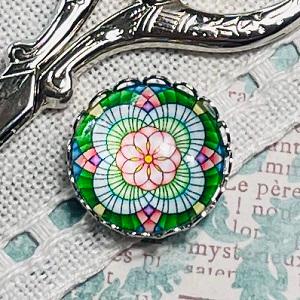MY BIG TOE "Lily Needle Minder"  Needlework Expo 2024  Needleminder