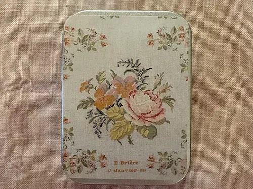 MAISON CHOISEL - Lady's Companion ~ Ernestine Brière - Reflets de Soie - Tin Box, 20 Floss Drops, Needle Minder, and Small Round Tin Box