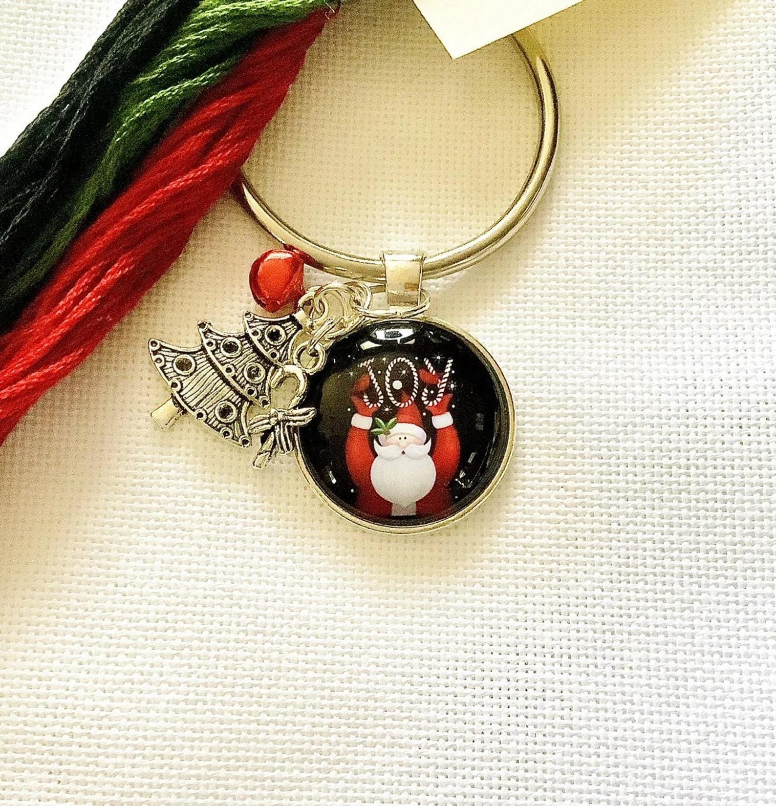 ZIGGY'S  DESIGNS "Christmas Santa Joy"  Christmas Thread Keep with Charms and Bells  Needlework Accessories