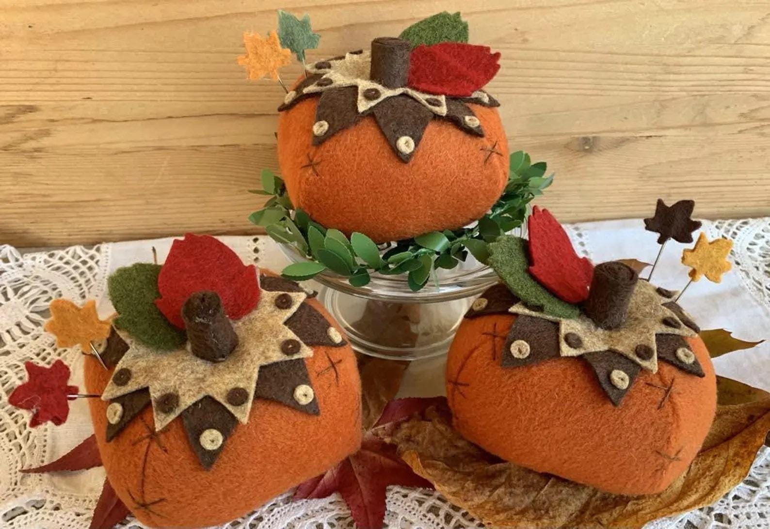 ROVARIS ~ "Pumpkin Felt Pincushion" Autumn, Fall, Thanksgiving, Handmade from Samone, Italy