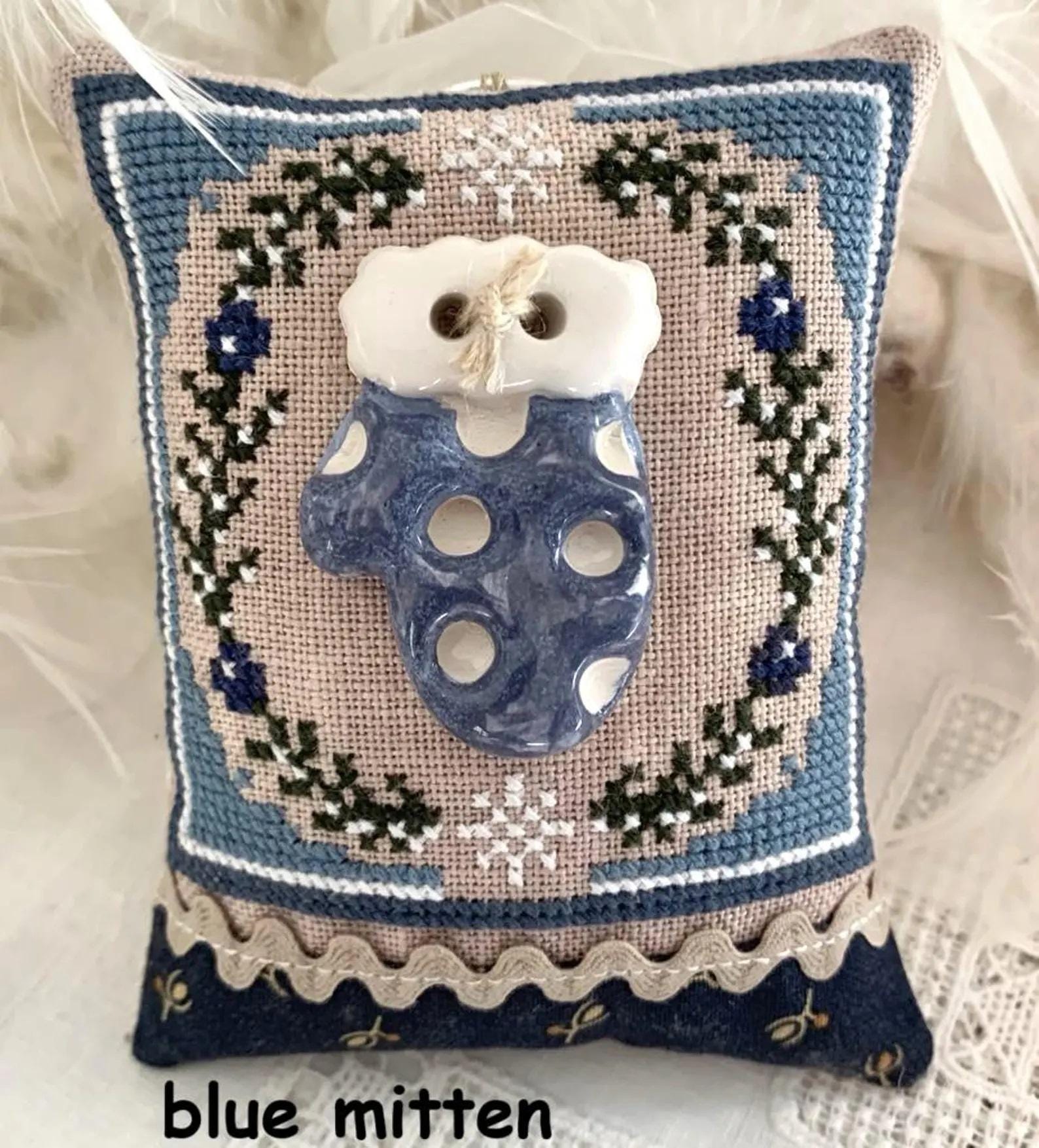ROVARIS ~ "Blue Mitten Little Ornament Kit" Counted Cross Stitch Pattern + KIT, Christmas, Handmade from Samone, Italy