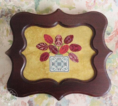 THE BLUE FLOWER "Dutch Tulips"  Counted Cross Stitch Pattern  2025 Nashville Market, Pattern Only
