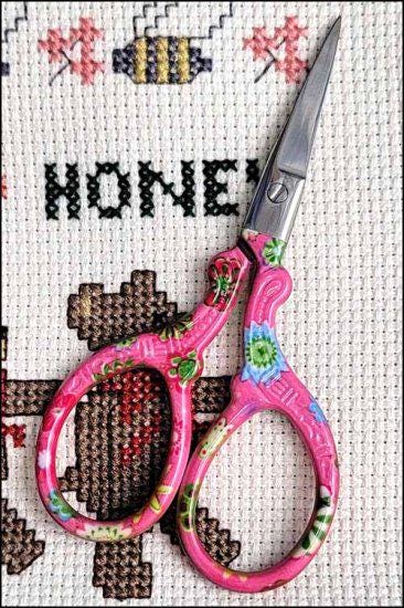 YARN TREE Hot Pink Embroidery Scissors ~ Premium Stainless Steel Scissors ~ 3.6" Long