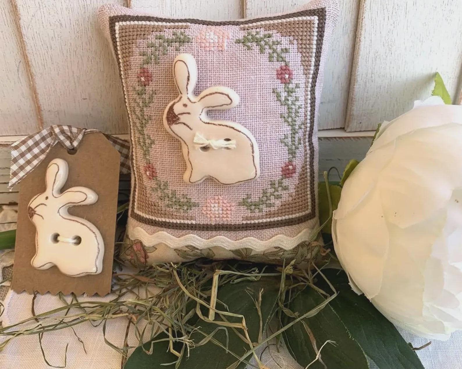 ROVARIS ~ "Rabbit Spring Ornament Little Cushion Kit" Counted Cross Stitch Pattern + KIT, Handmade from Samone, Italy