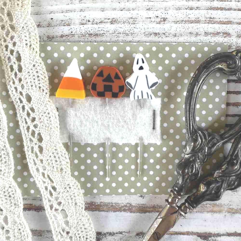 PUNTINI PUNTINI "Halloween Friends Pin Set, Needlework Marketplace 2025, Set of 3