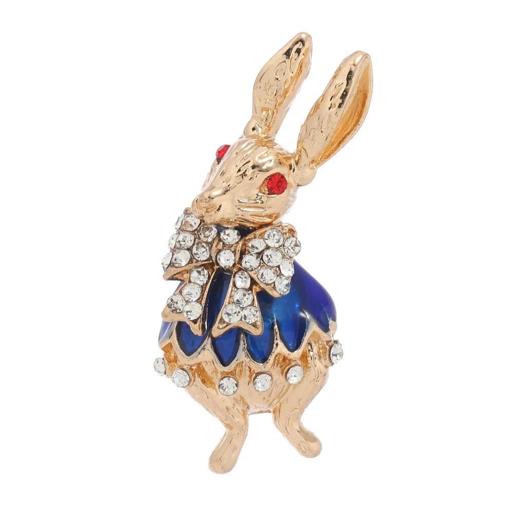 KINGSLAND NEEDLE MINDERS ~ Rabbit w Bow Tie Needle Minder, Needle Dock, Canvas Magnet, Needle Garage, Needleminder