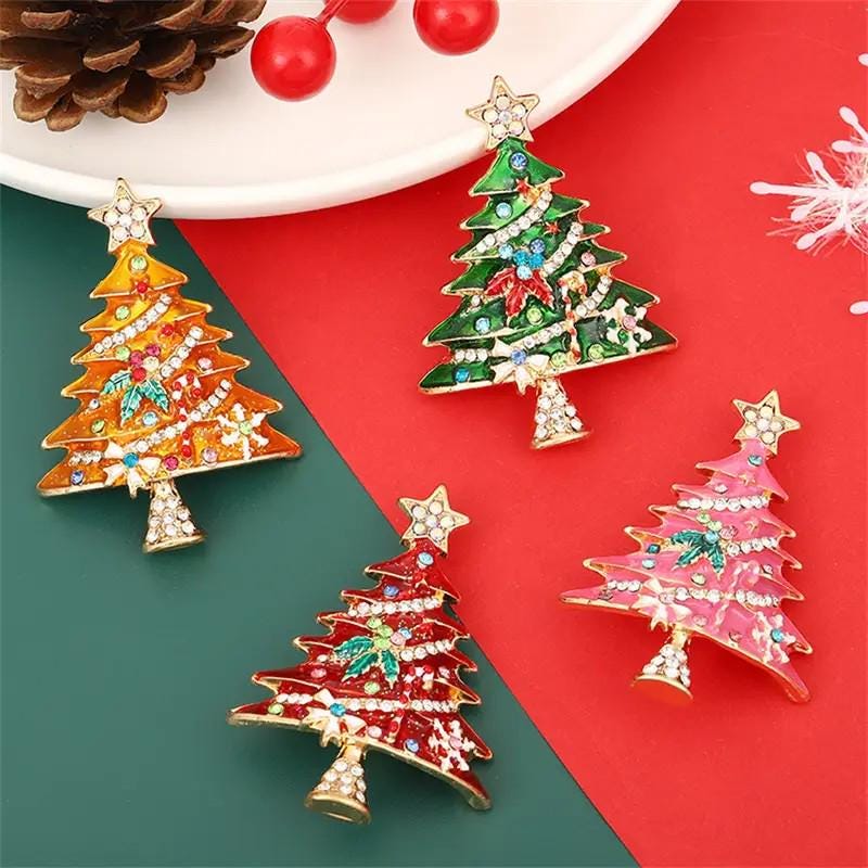 BROOCH ~ Festive Rhinestone & Enamel Christmas Tree Brooch ~ Jewelry, Gift, Pin