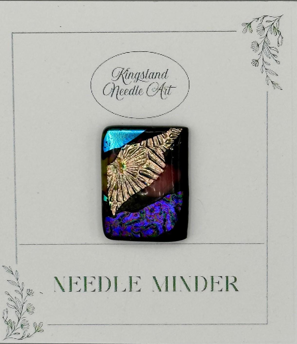 KINGSLAND NEEDLE MINDER "Fused Glass Needle Minder"  Fused Glass  Magnet  Needle dock, Needleminder  One-of-a-Kind, Handcrafted FG126