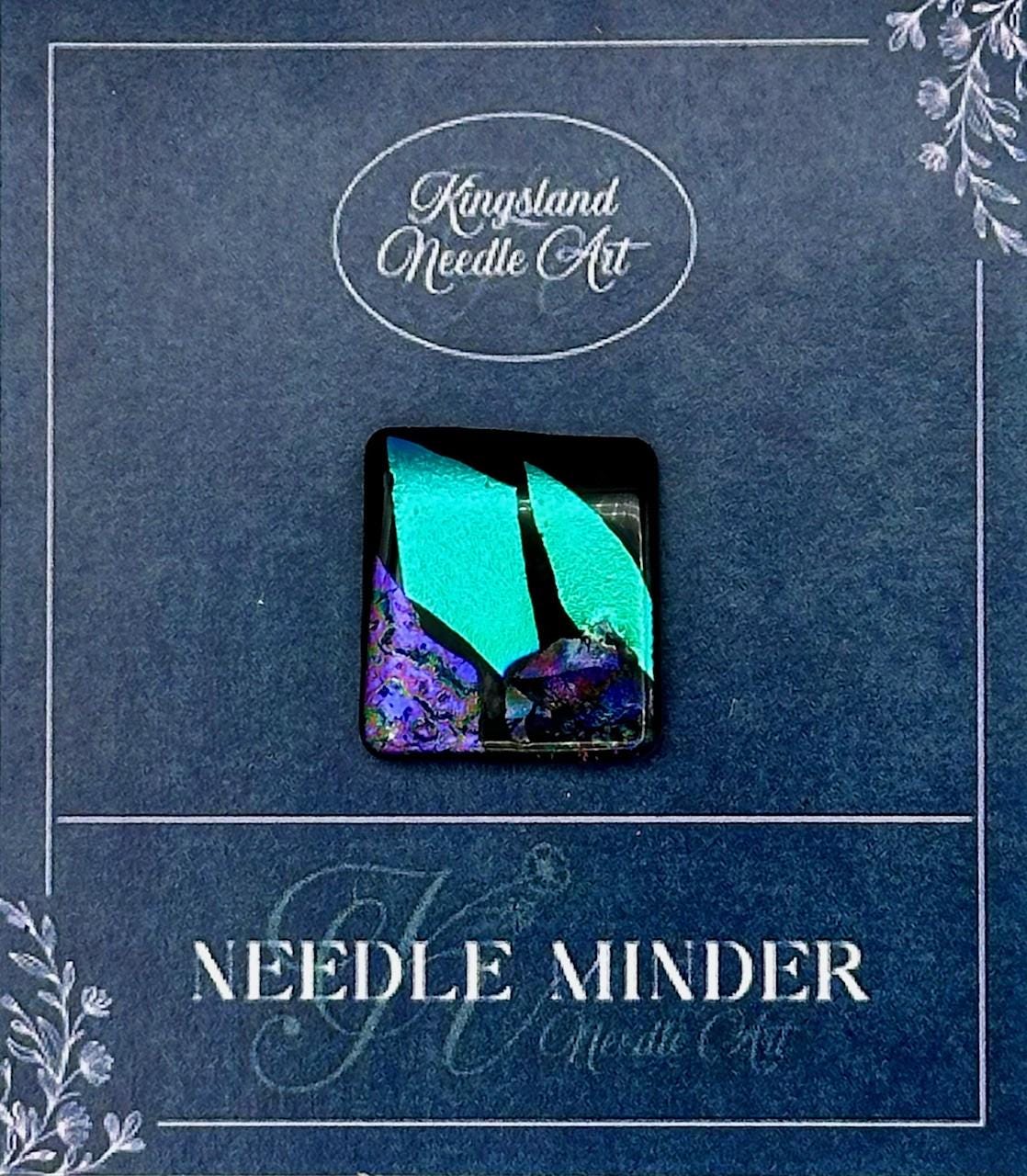 KINGSLAND NEEDLE MINDER "Fused Glass Needle Minder"  Fused Glass  Magnet  Needle dock, Needleminder  One-of-a-Kind, Handcrafted FG141