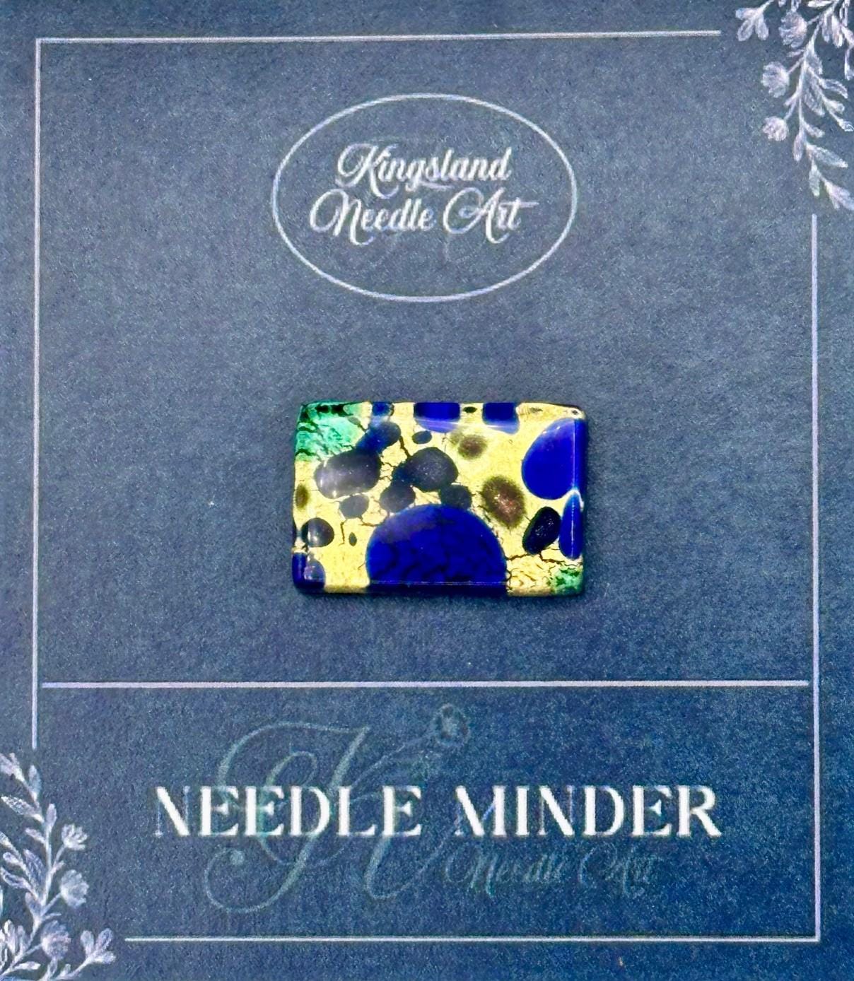 KINGSLAND NEEDLE MINDER ~ Murano Glass Needle Minder, Venetian Glass Made In Italy, Needle Dock, Needle Garage, Needleminder, MG111