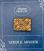 KINGSLAND NEEDLE MINDER ~ Murano Glass Needle Minder, Venetian Glass Made In Italy, Needle Dock, Needle Garage, Needleminder, MG104