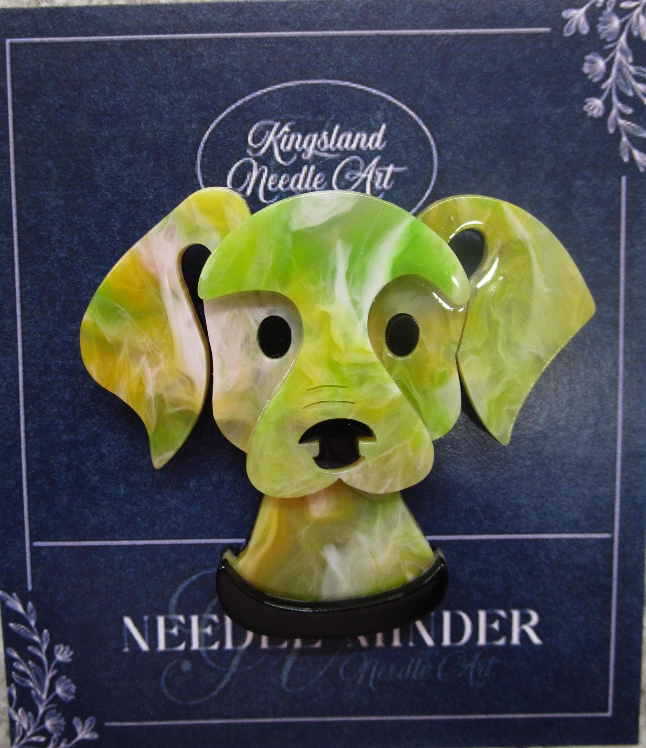 KINGSLAND NEEDLE MINDER ~ Green Dog Acrylic Needle Minder, Needle Dock, Multi-Dimensional, Magnet, Needle Garage, Needleminder