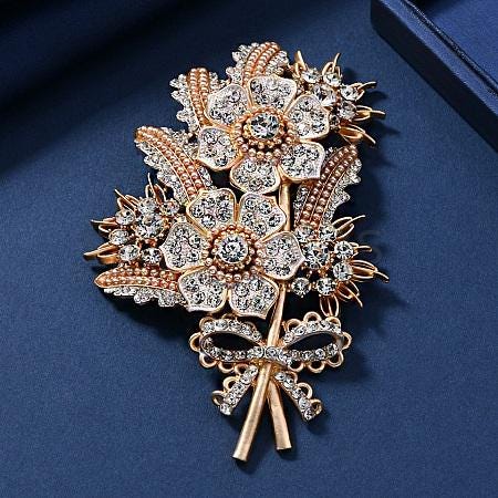 BROOCH ~ Beautiful Flower Brooch ~ Rhinestones, Pearlized Glass Pearls ~ Gold Tone ~ Jewelry, Holidays, Great Gift Idea, Pin