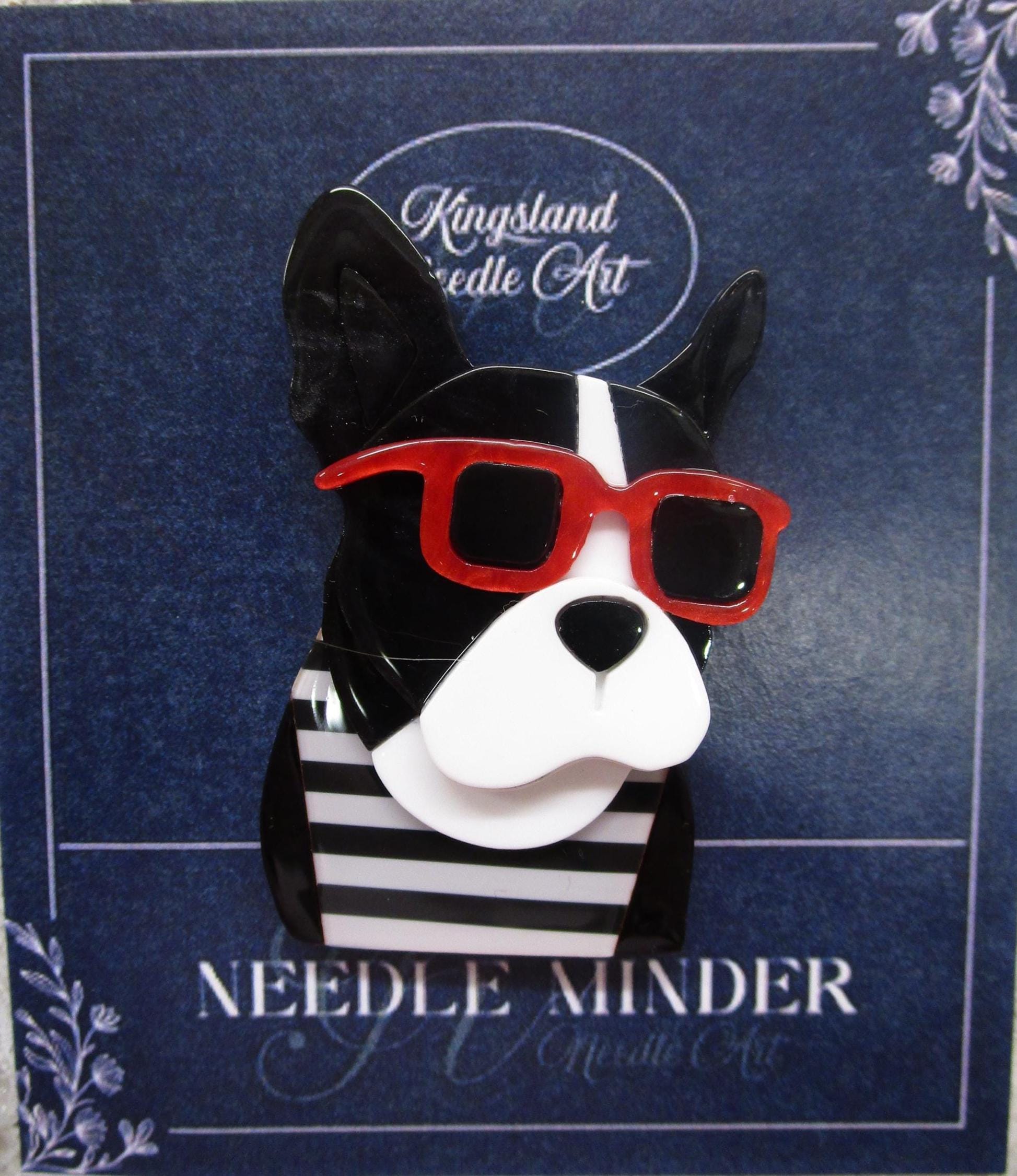 KINGSLAND NEEDLE MINDER ~ Red Glasses Dog Acrylic Needle Minder, Needle Dock, Multi-Dimensional, Magnet, Needle Garage, Needleminder