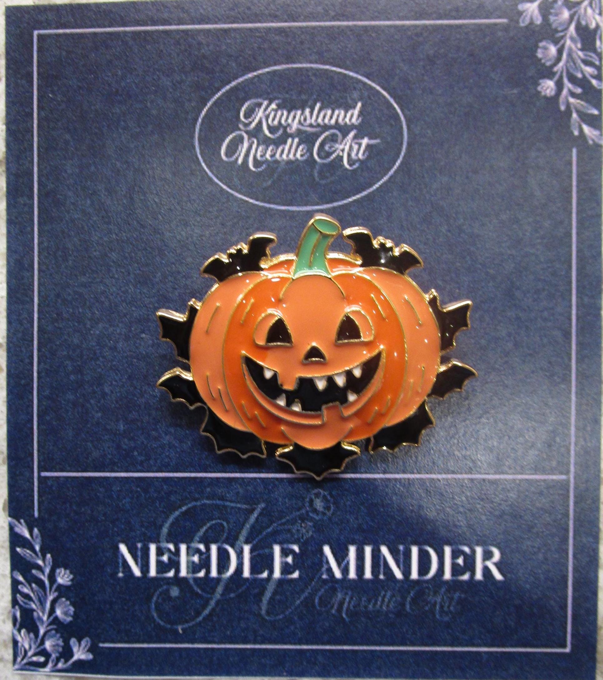 KINGSLAND NEEDLE MINDER ~ Pumpkin with Flying Bats Needle Minder, Needle Dock, Enamel, Magnet, Needle Garage, Needleminder