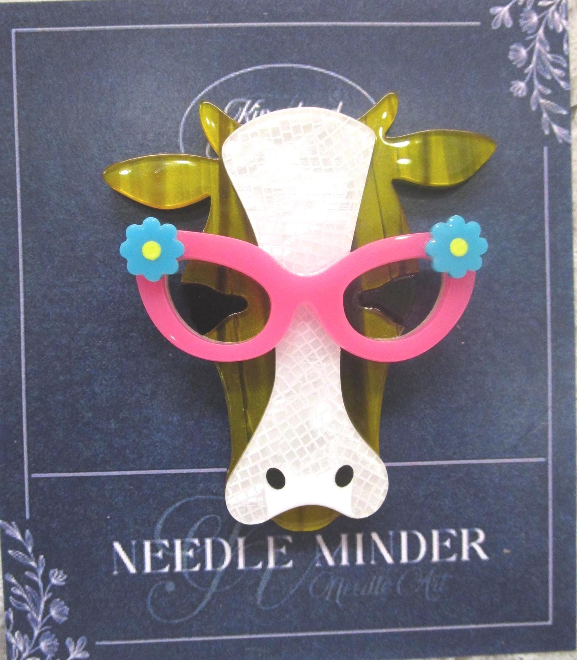 KINGSLAND NEEDLE MINDER ~ Cow Acrylic Needle Minder, Needle Dock, Multi-Dimensional, Magnet, Needle Garage, Needleminder