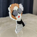 KINGSLAND NEEDLE MINDER ~ Fashionista Acrylic Needle Minder, Needle Dock, Multi-Dimensional, Magnet, Needleminder