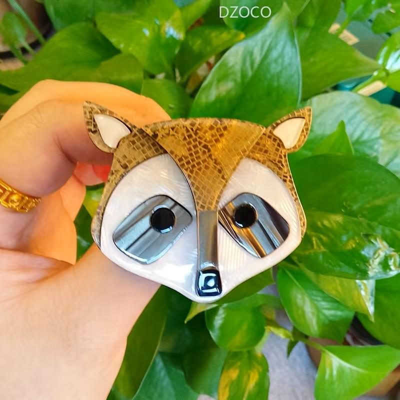 KINGSLAND NEEDLE MINDER ~ Fox Face Acrylic Needle Minder, Needle Dock, Multi-Dimensional, Magnet, Needle Garage, Needleminder