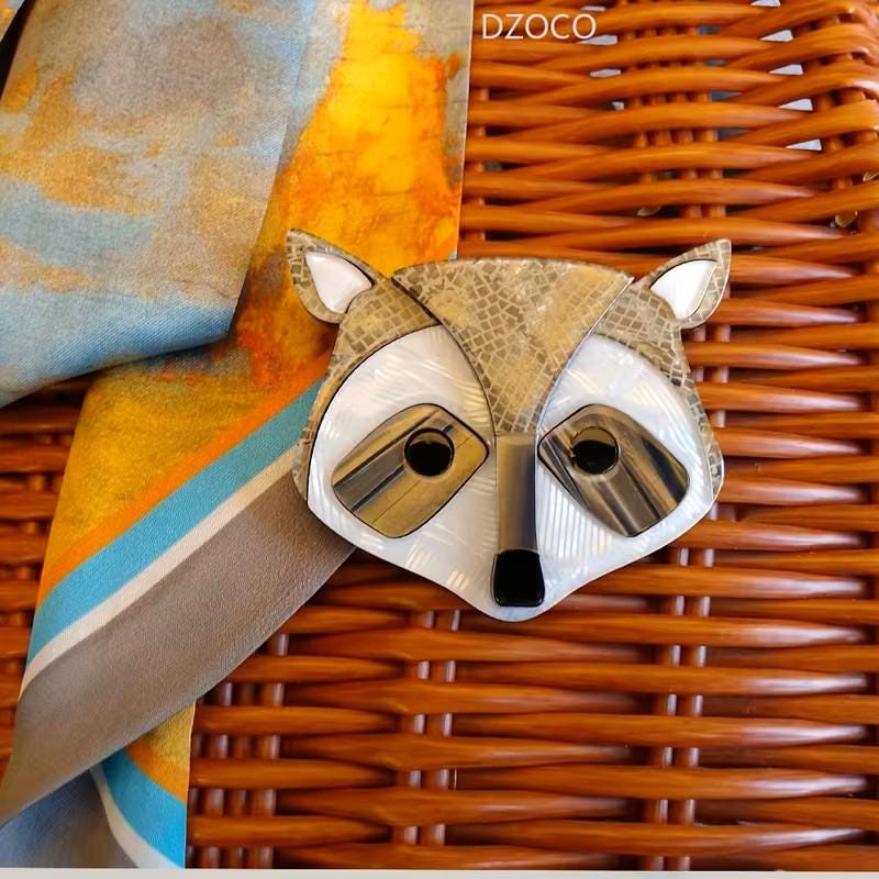 KINGSLAND NEEDLE MINDER ~ Fox Face Acrylic Needle Minder, Needle Dock, Multi-Dimensional, Magnet, Needle Garage, Needleminder